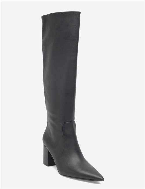 Steve Madden | Skyline | 38