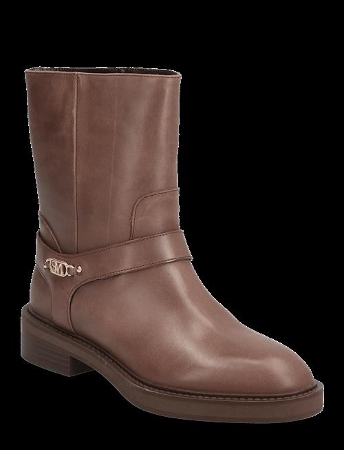 Steve Madden | Loophole | 39