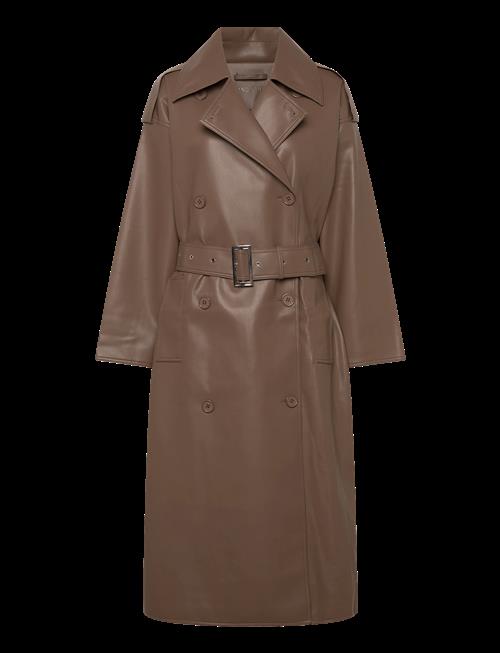 Stand Studio | Hope Trench | 34