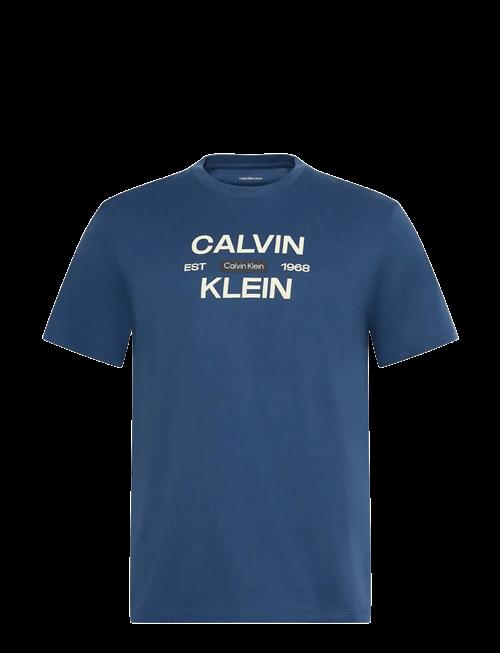 Calvin Klein Jeans | Ss 30S Eu Calvinklein Stack Grap | XS