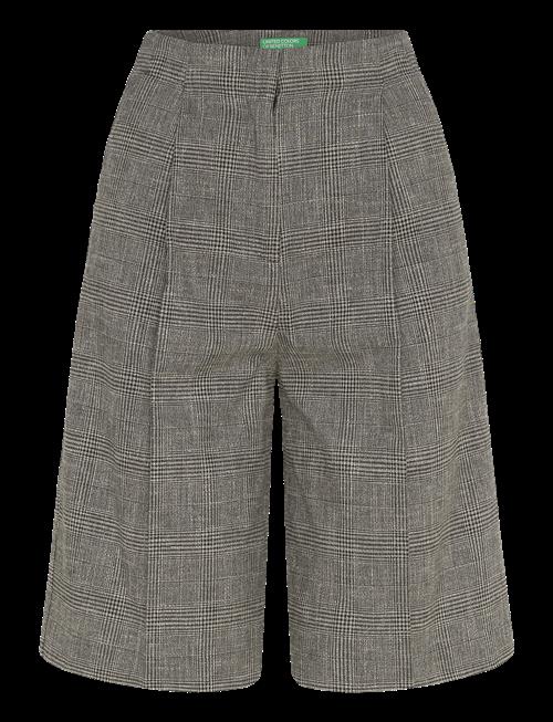 United Colors of Benetton | Bermuda | 42