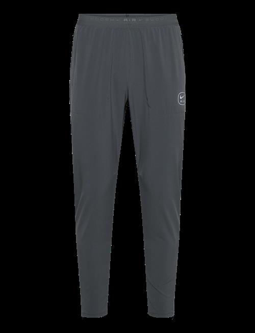 Nike | Nike Sportswear Air Run Pant | L