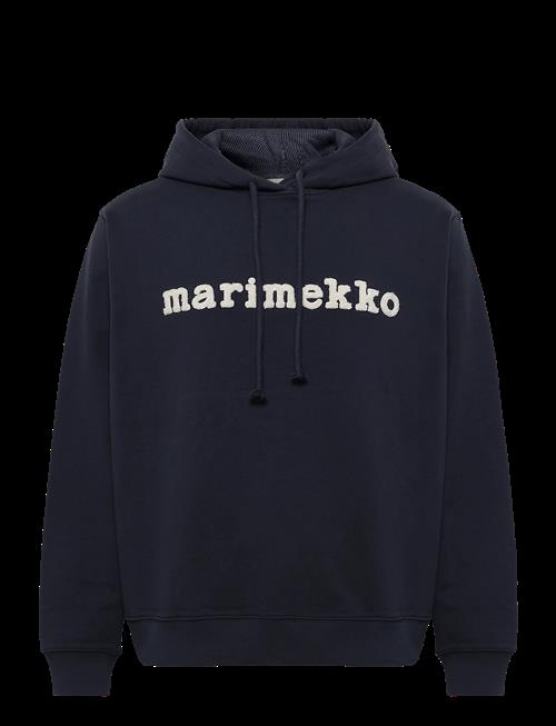 Marimekko | Skripti Logo Placement | M
