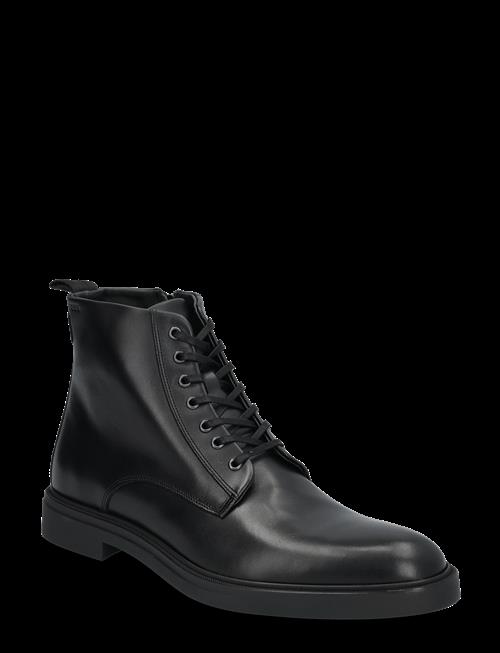 BOSS | Calev_Halb_Lt | 45