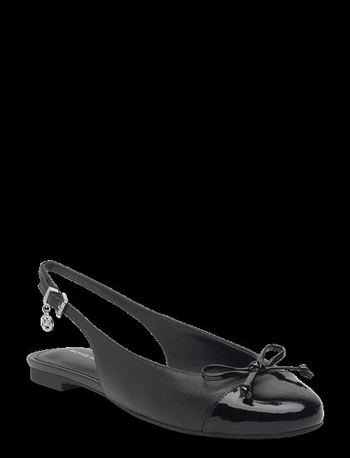Michael Kors | Flat | 40