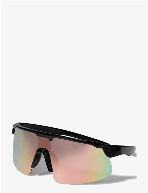 Pilgrim | Deylert Sunglasses Black | ONE SIZE