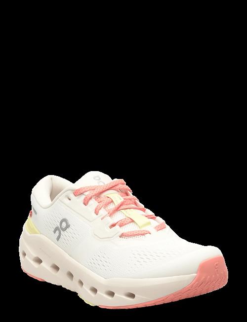 On | Cloudrunner 3 | 39