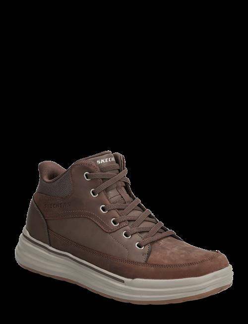Skechers | Sterling Rogan | 42