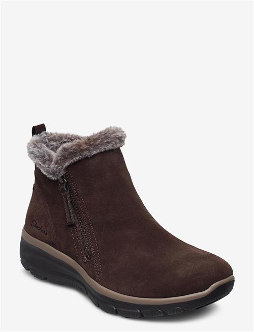 Skechers | Easy Going-High Zip | 36