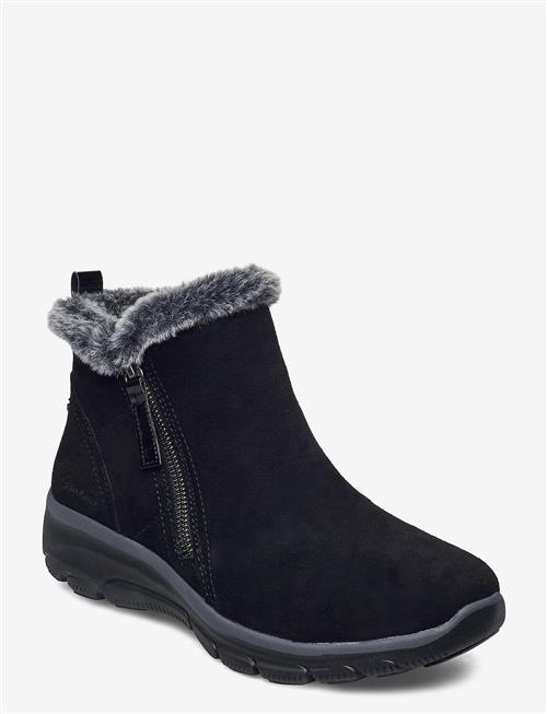 Skechers | Easy Going High Zip | 36
