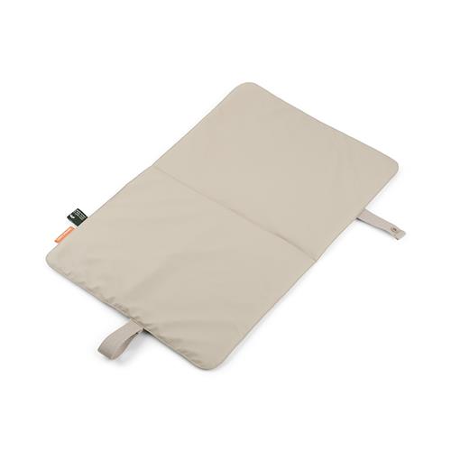 Done by Deer Foldable Changing Mat Sand Sand One Size  Beige  One Size  unisex