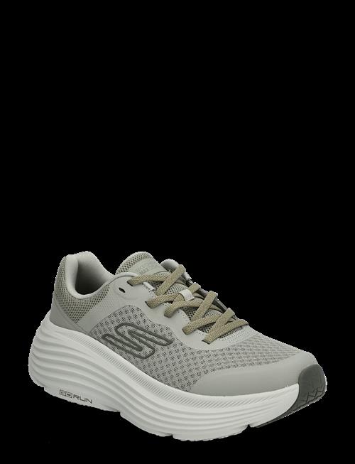 Skechers | Max Cushioning Endeavour - Ca | 40