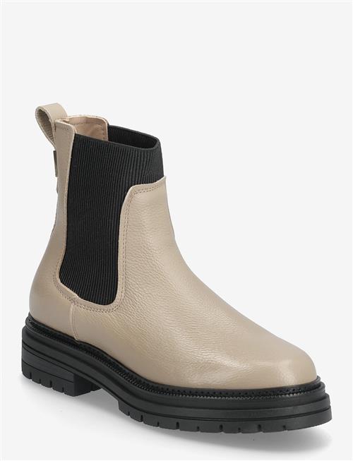 Tommy Hilfiger | Th Plaque Pebble Chelsea Warm | 39