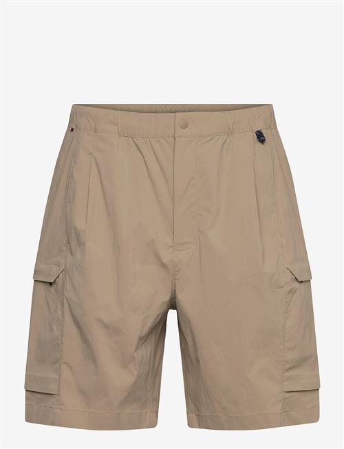 Tommy Hilfiger | Utility Shorts | 38