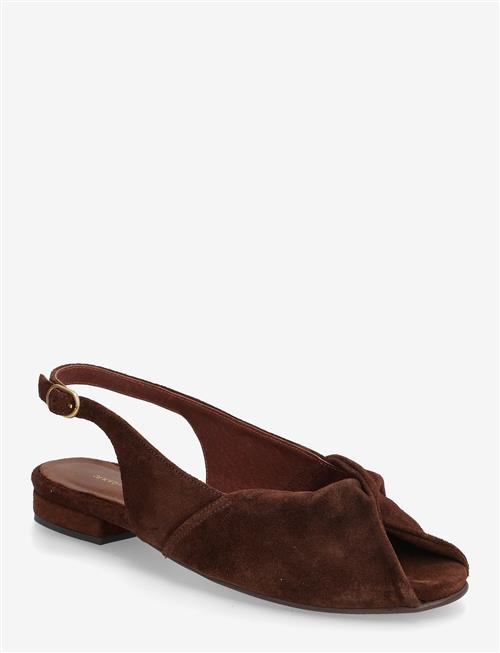 Anonymous Copenhagen | Magda 20 | 38