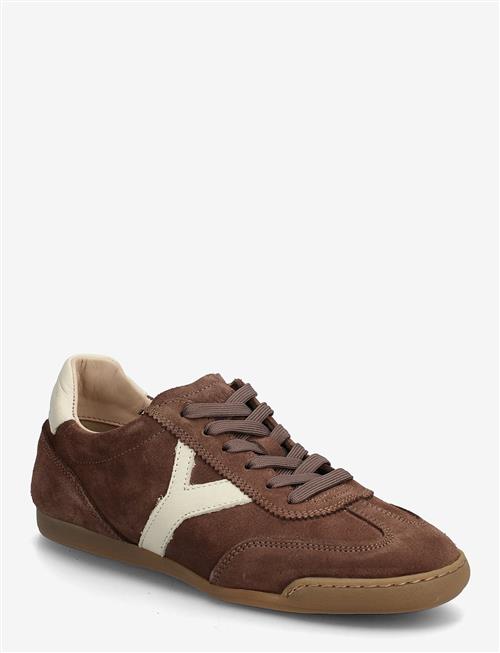 Sneaky Steve | Milwauke Slim Suede | 40