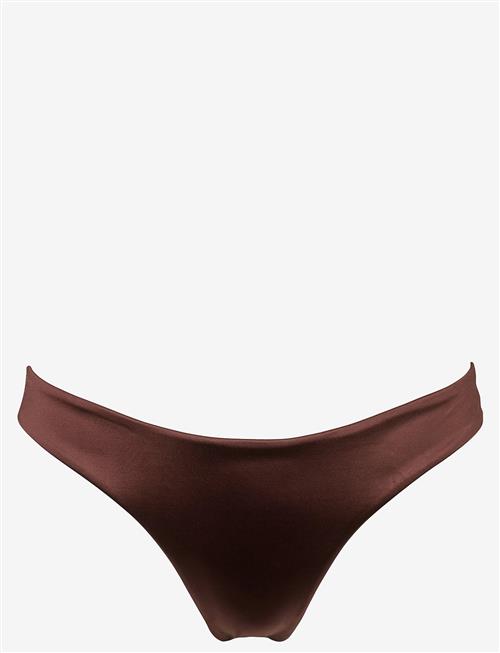 Missya | Fiji Brazilian | 40