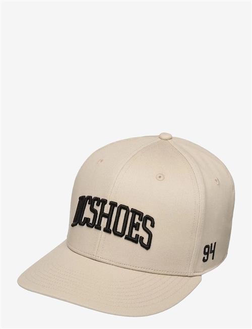 DC | Semi-Pro Snapback | ONE SIZE